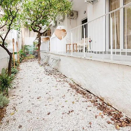 Jolie's Escape Flat In Pagrati * Athens