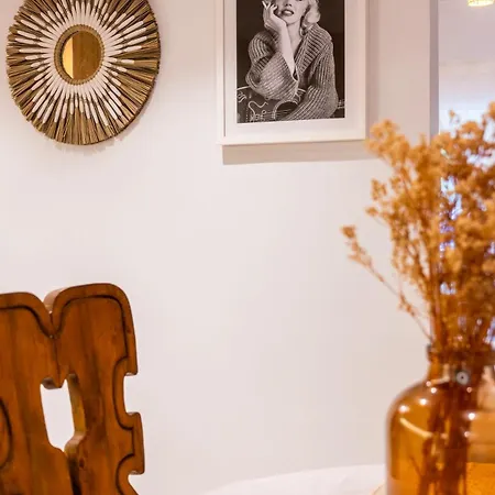 Jolie's Escape Flat In Pagrati Apartment