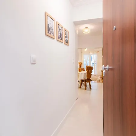 Jolie's Escape Flat In Pagrati * Athens